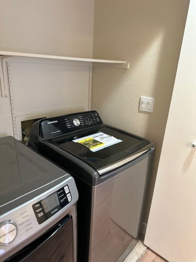 Building Photo - Single Story located in 89031