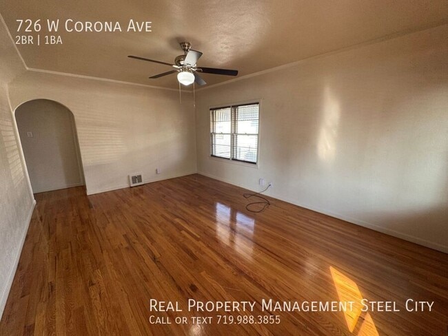 Building Photo - 726 W Corona Ave