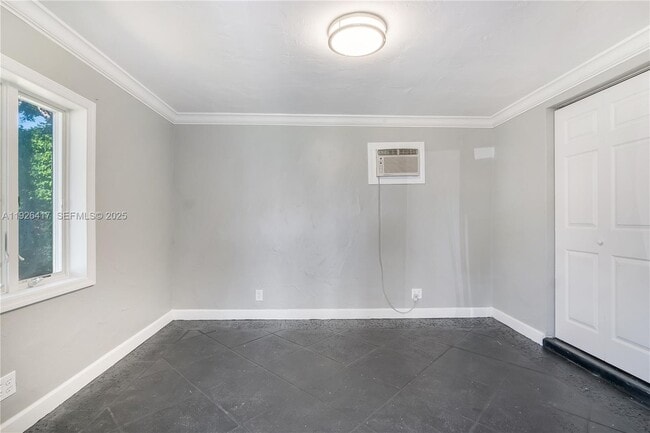 Building Photo - 8172 NW 67th Ave