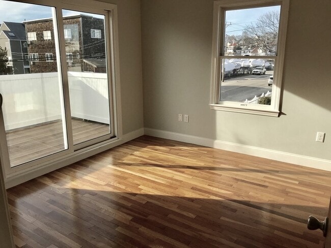 Building Photo - 822 Nantasket Ave