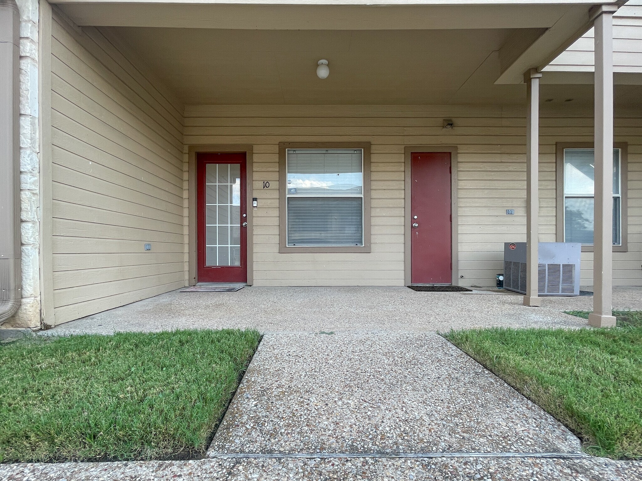 Building Photo - 1401 Bagby Ave