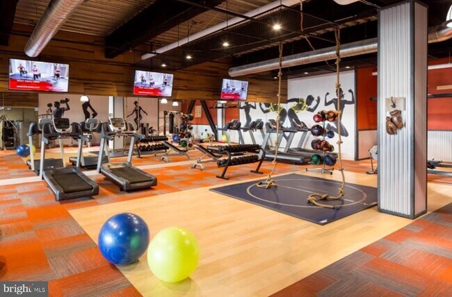 Building Photo - 1900 Arch St