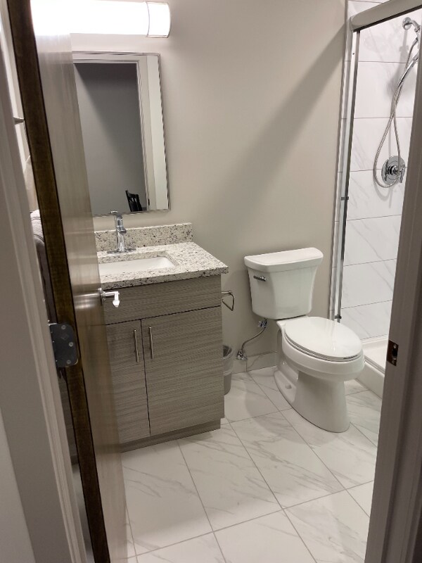 Building Photo - 1417 W9th St