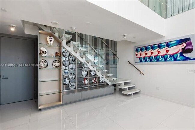 Building Photo - 1040 Biscayne Blvd