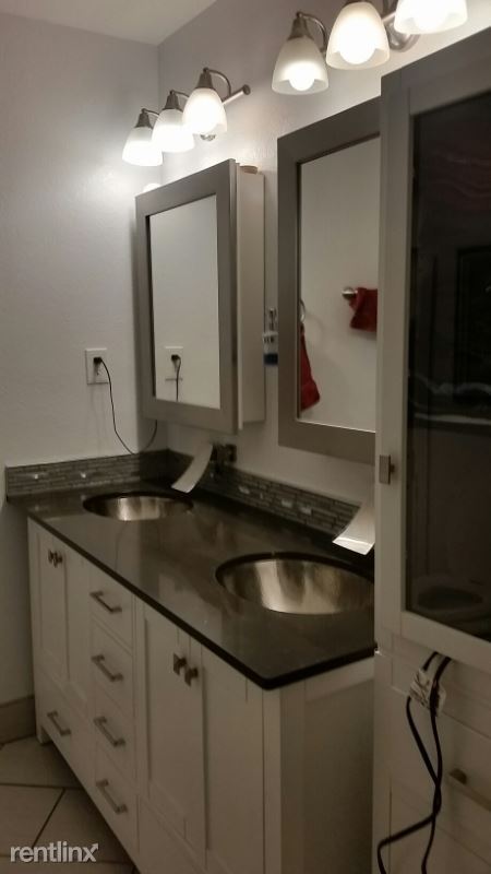 Building Photo - 2 br, 1 bath House - 1004 Arcturus Dr