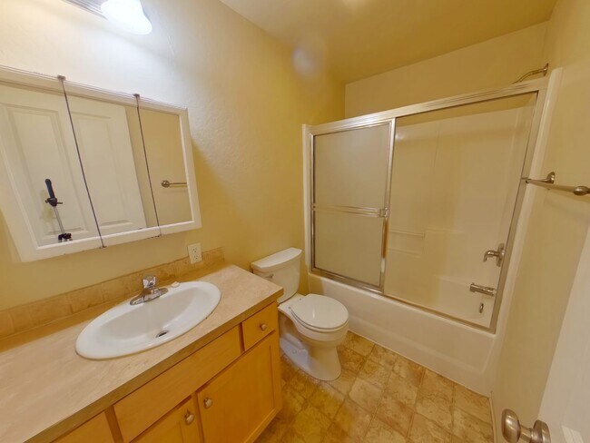 Building Photo - 3462 Alder Alley