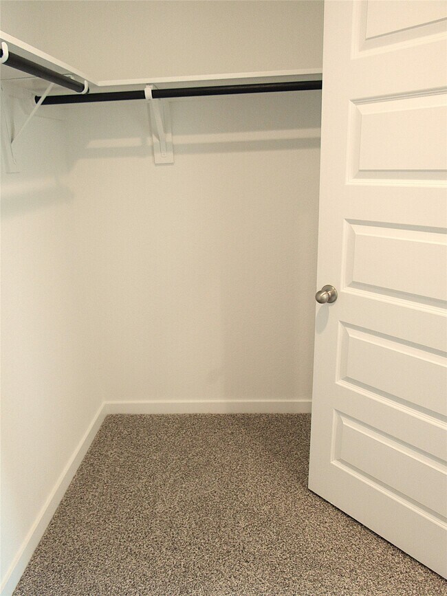 Building Photo - 2807 Glengary River Wy