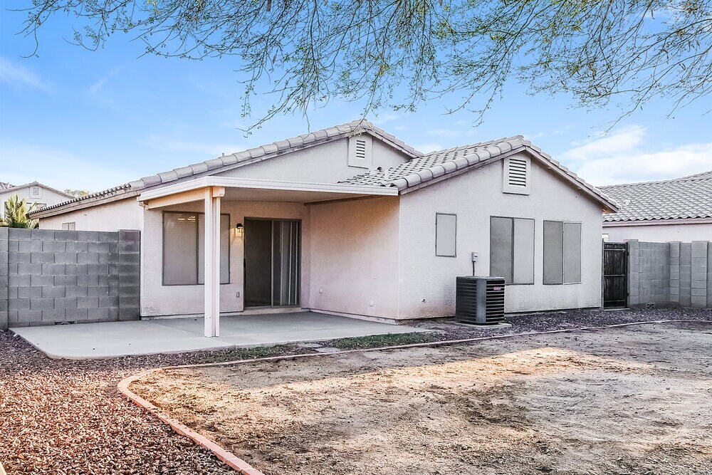 Building Photo - 16083 W Monroe St