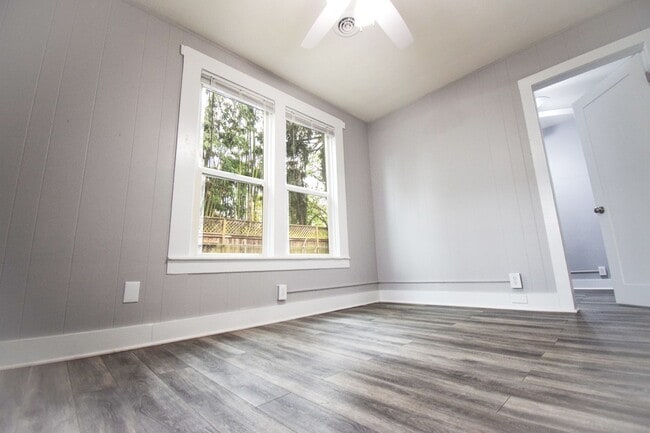 Building Photo - Charming 3 bedroom home in North Portland