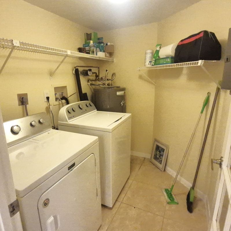 Building Photo - 820 Lavers Cir