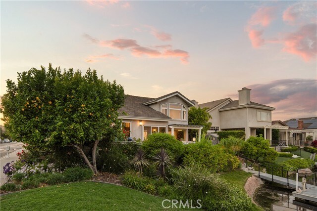 Building Photo - 2567 Oakshore Dr