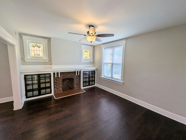Primary Photo - 5938 Cates Ave