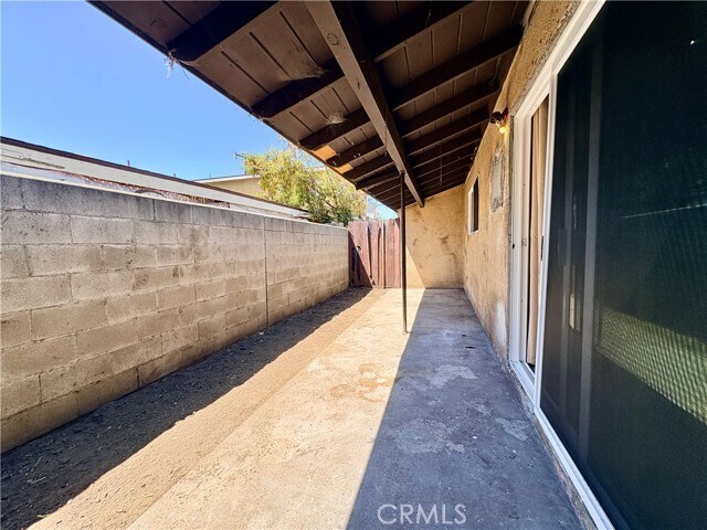 Building Photo - 4572 Canoga St