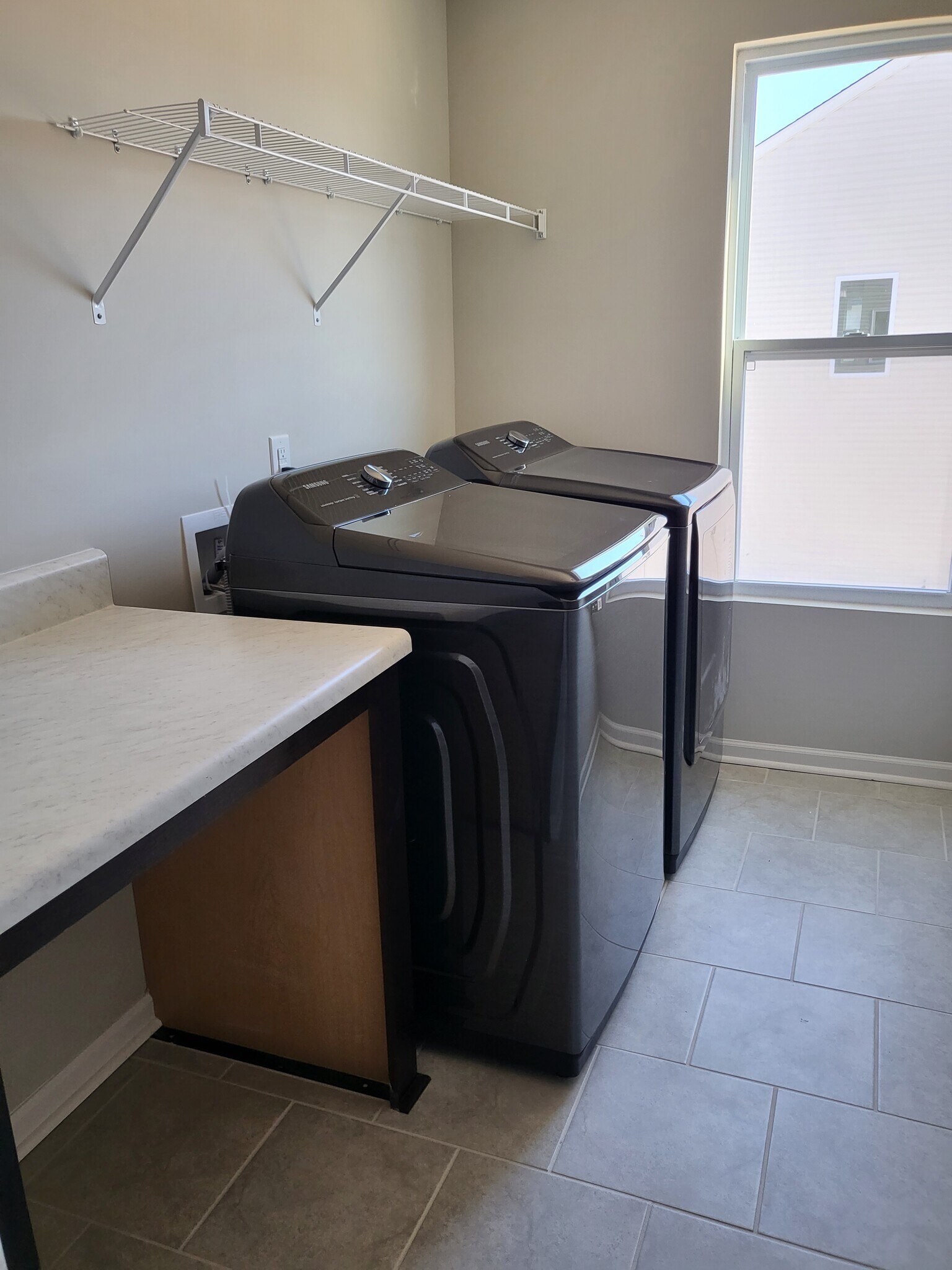 Smart Washer & Dryer - 506 Purple Finch Rd