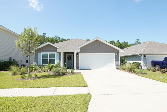 Building Photo - 334 This Way