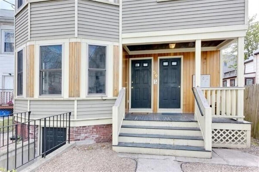 Building Photo - 56 Market St