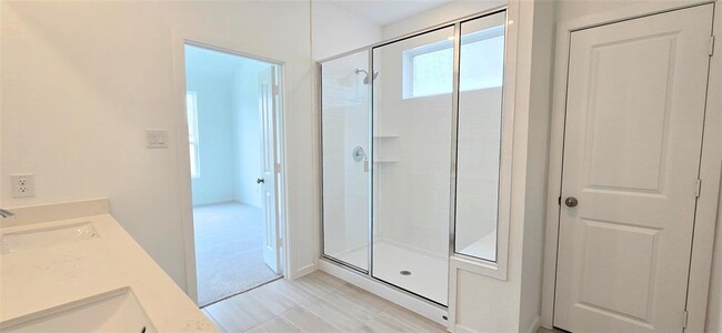 Building Photo - 6319 Seafoam Lake Dr