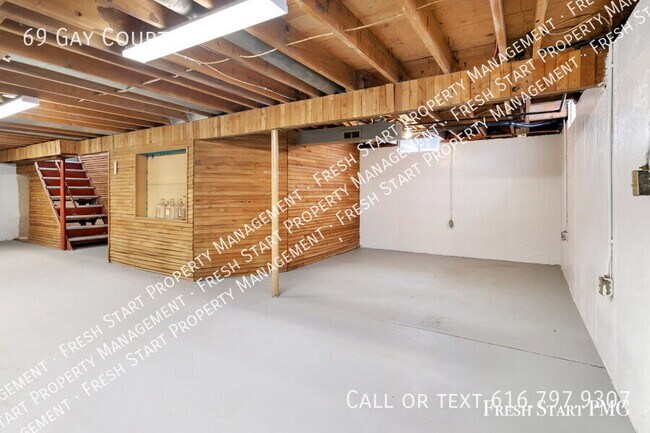 Building Photo - 69 Gay Ct