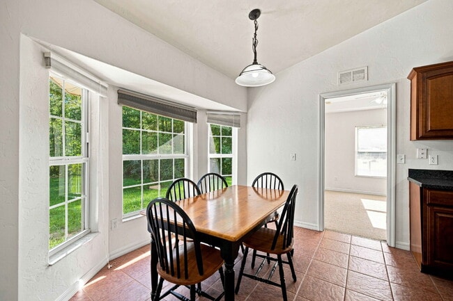 Building Photo - Peaceful 1.25-Acre Rental – Available September 1st!