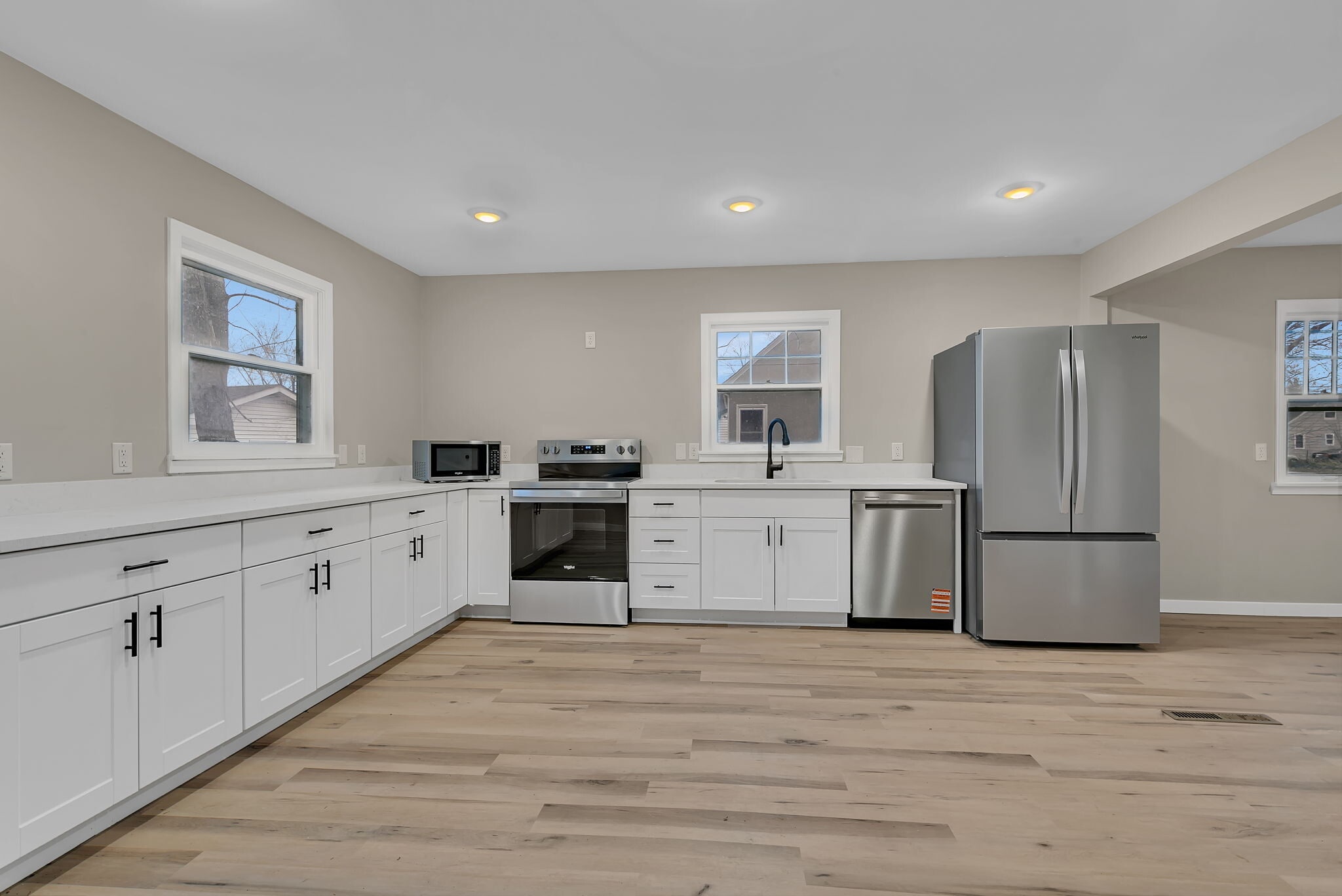 Building Photo - 355 Central Ave N