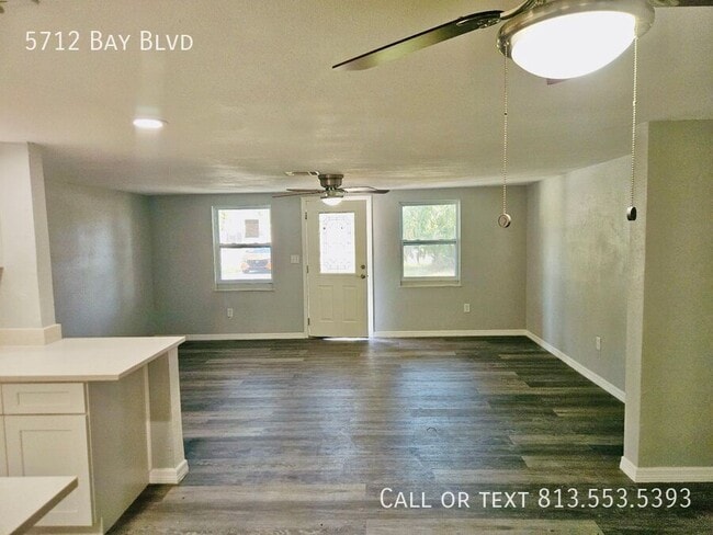 Building Photo - 5712 Bay Blvd
