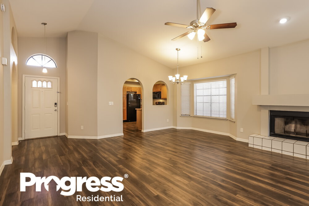 Building Photo - 1209 E Villa Rita Dr