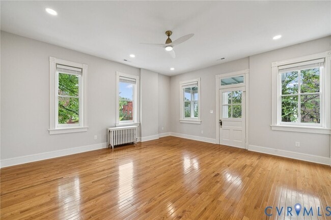 Building Photo - 1801 Grove Ave