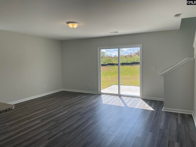 Building Photo - 372 Keeble Dr