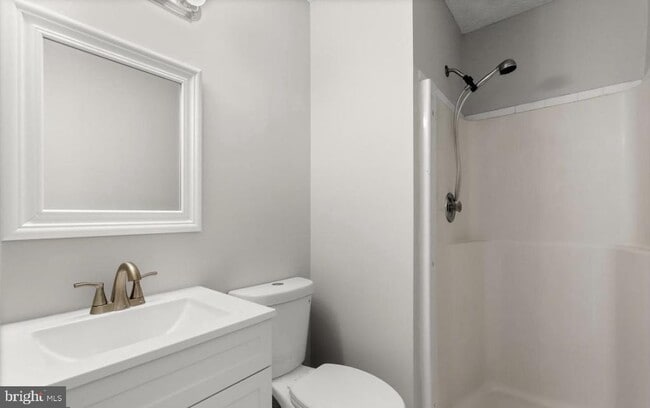Building Photo - 1028 Ellicott Dr