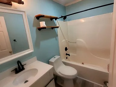 Building Photo - 4852 Stantonsburg Rd