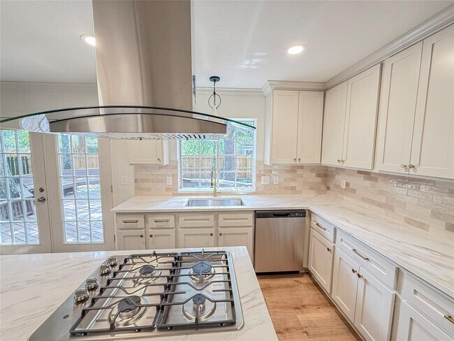 Building Photo - 150 Rushwing Pl