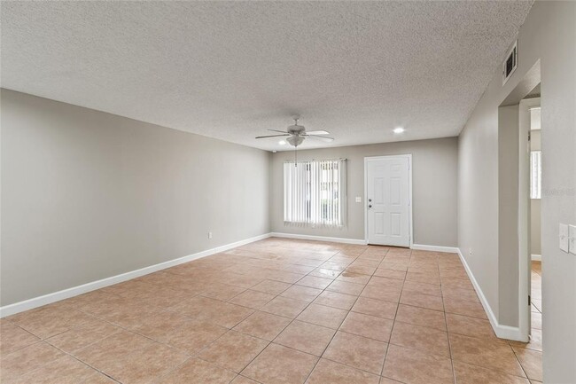 Building Photo - 459 W Rosewood Ln