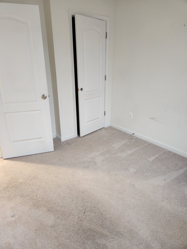 Building Photo - 24 Orch Grn Dr