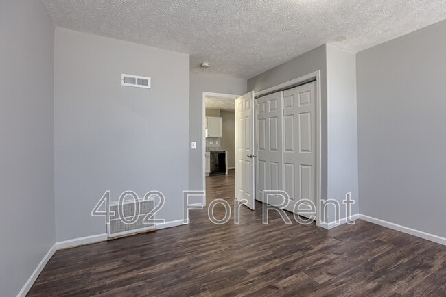 Building Photo - 2233 S 20th St