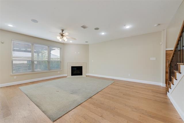 Building Photo - 2629 Chambers Dr