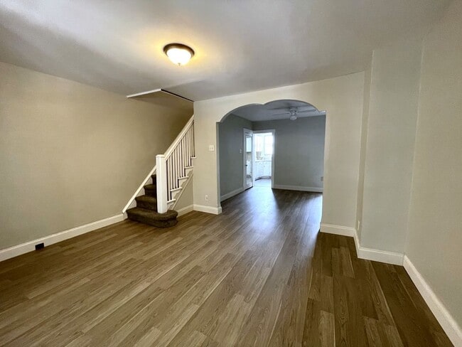 Building Photo - 3 Bedroom Home in Bridesburg for Rent!