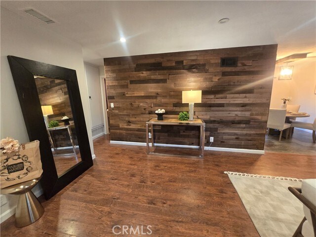 Building Photo - 607 Sixth St