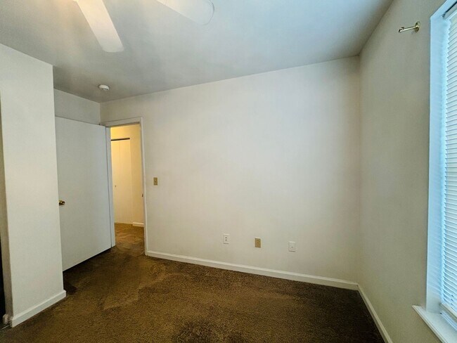 Building Photo - 1429 Christine Ct