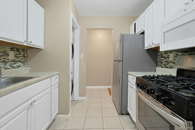 Building Photo - 214 Kennedy Dr