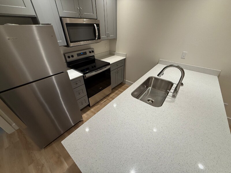 Building Photo - 849 Spring St