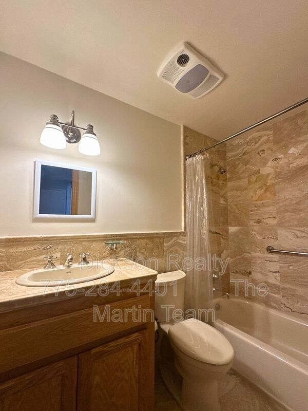 Building Photo - 3919 Clear Acre Ln