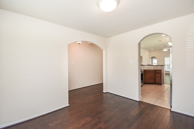 Building Photo - 13014 Southern Creek Dr