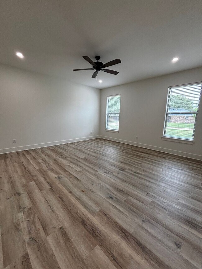 Building Photo - New Construction Home in Pleasant Grove for Rent!