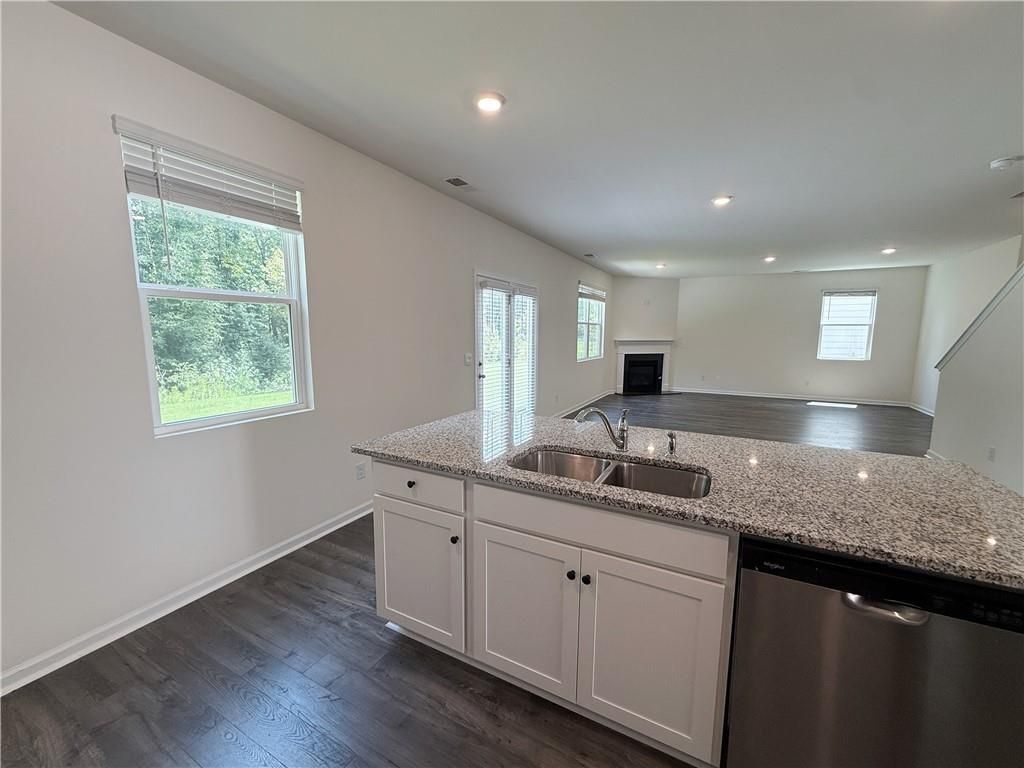 Building Photo - 174 Woodbrook Trl