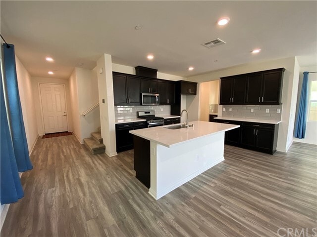 Building Photo - 867 Harvest Ave