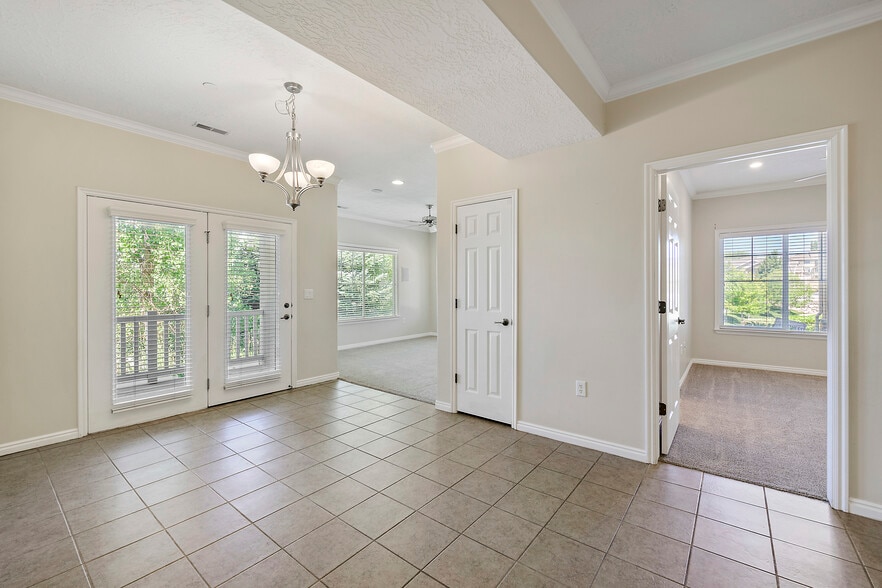 Building Photo - 1104 Meadow Fork Rd #9