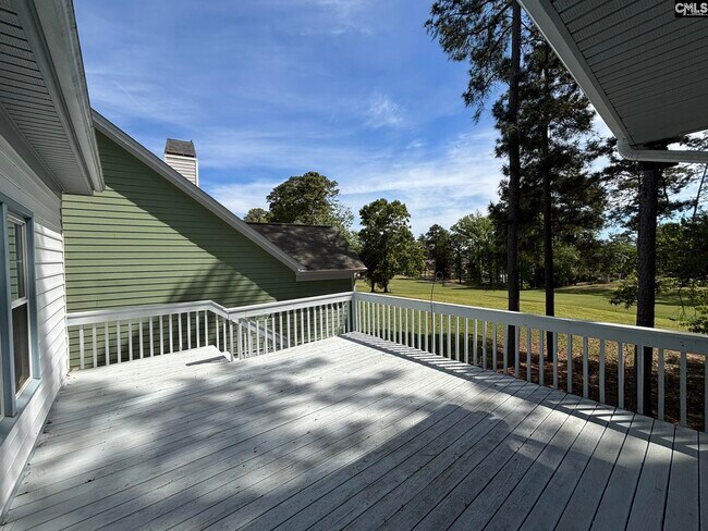 Building Photo - 221 Timberlake Dr