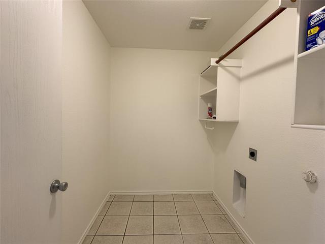 Building Photo - 10188 Wake Bridge Dr
