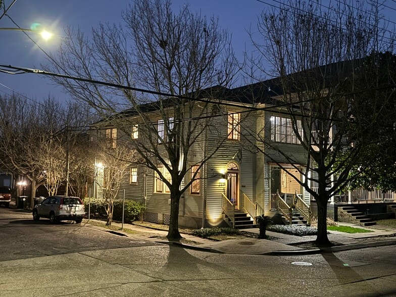 Primary Photo - 2237 General Pershing St