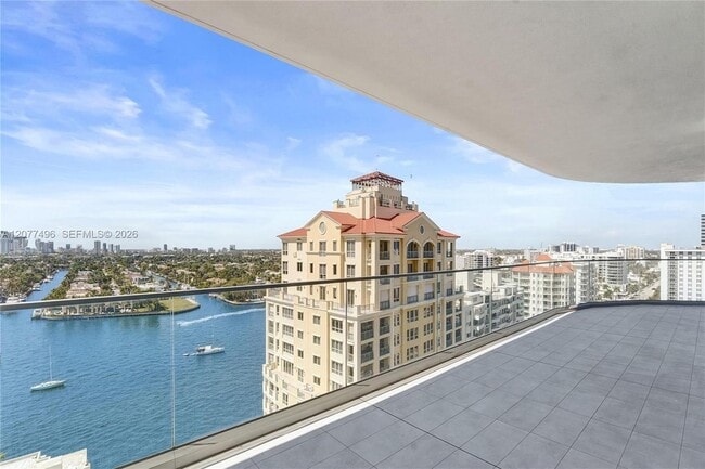 Building Photo - 153 N Seabreeze Blvd
